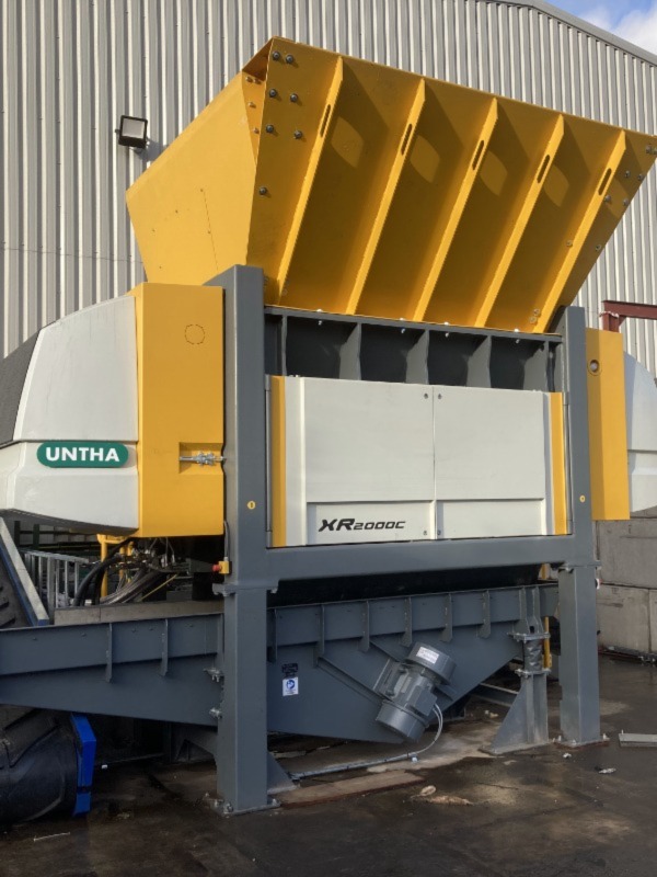 Untha XR2000 Shredder